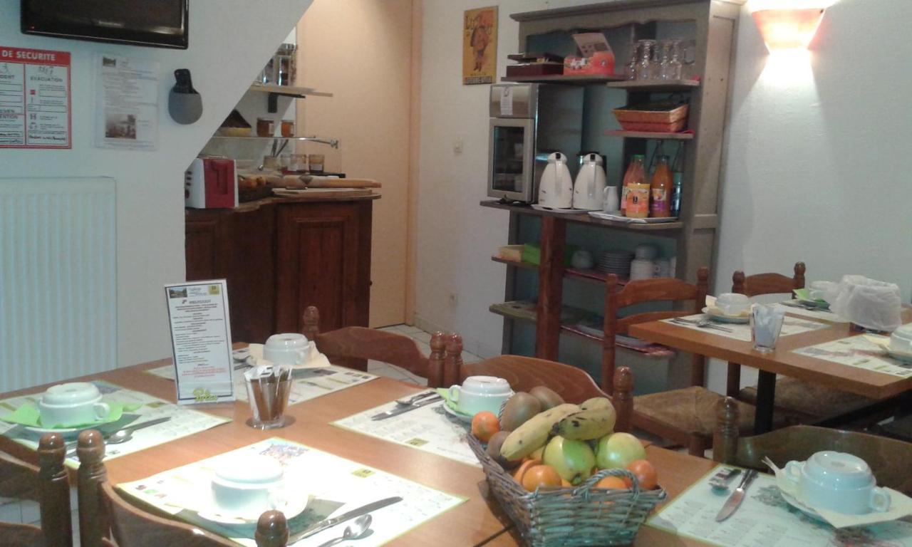 Auberge Du Bord Des Eaux - Demi-Pension Assuree Sur Reservation サンタマン・レゾー エクステリア 写真