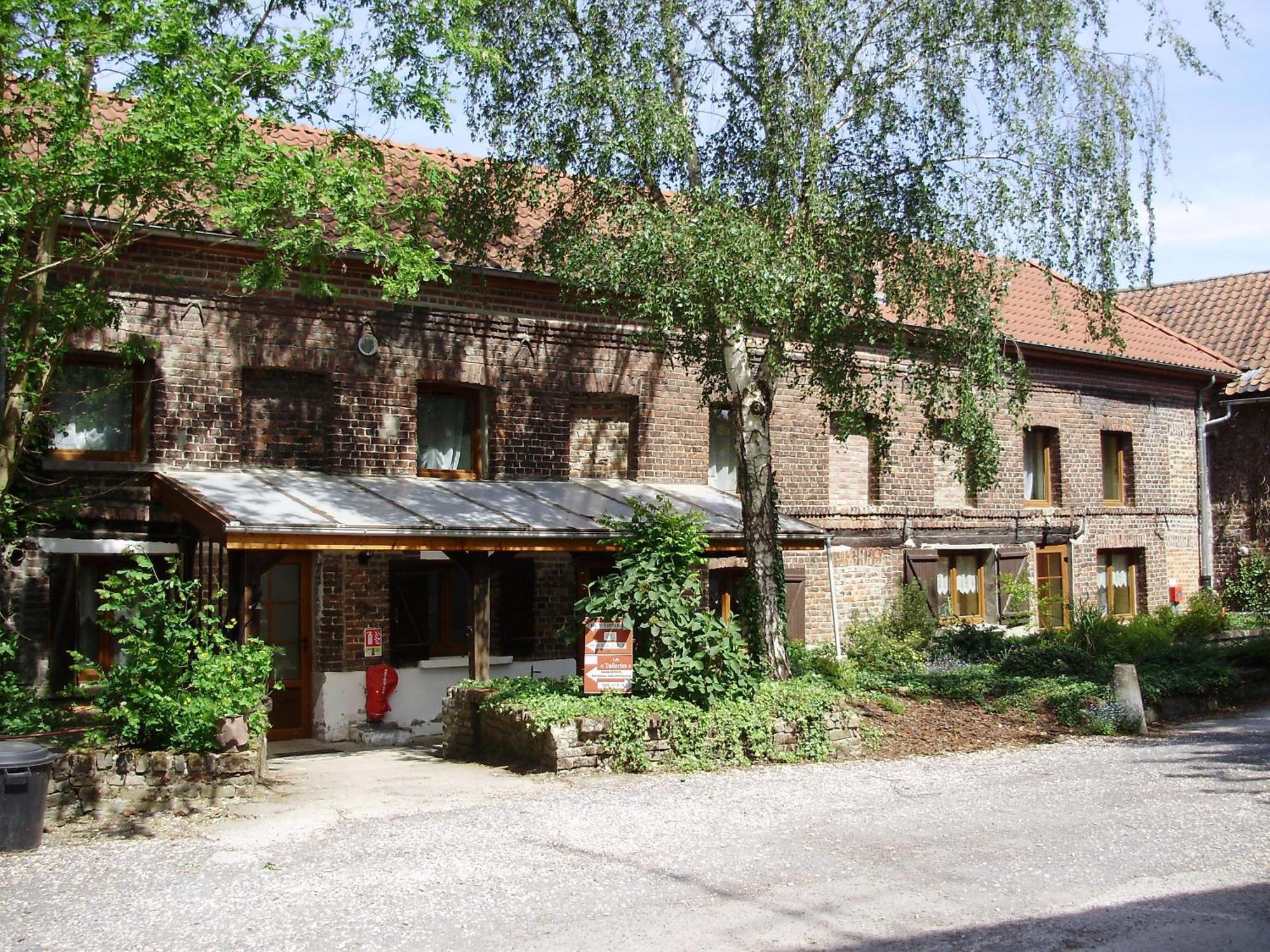 Auberge Du Bord Des Eaux - Demi-Pension Assuree Sur Reservation サンタマン・レゾー エクステリア 写真