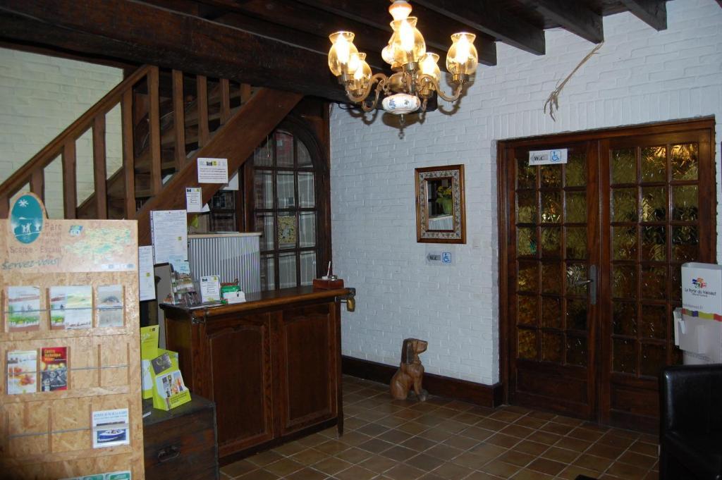 Auberge Du Bord Des Eaux - Demi-Pension Assuree Sur Reservation サンタマン・レゾー エクステリア 写真