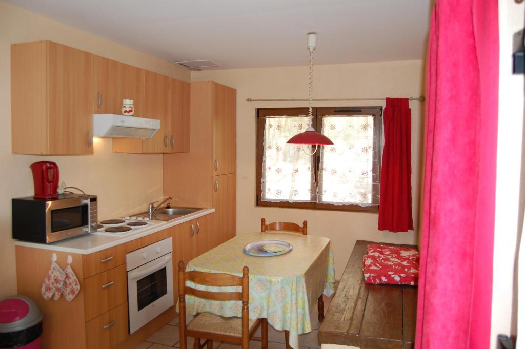 Auberge Du Bord Des Eaux - Demi-Pension Assuree Sur Reservation サンタマン・レゾー 部屋 写真