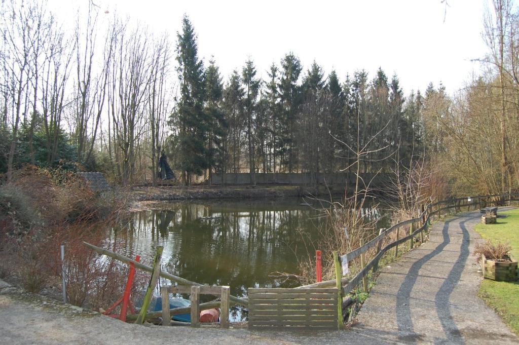 Auberge Du Bord Des Eaux - Demi-Pension Assuree Sur Reservation サンタマン・レゾー エクステリア 写真