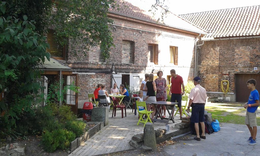 Auberge Du Bord Des Eaux - Demi-Pension Assuree Sur Reservation サンタマン・レゾー エクステリア 写真